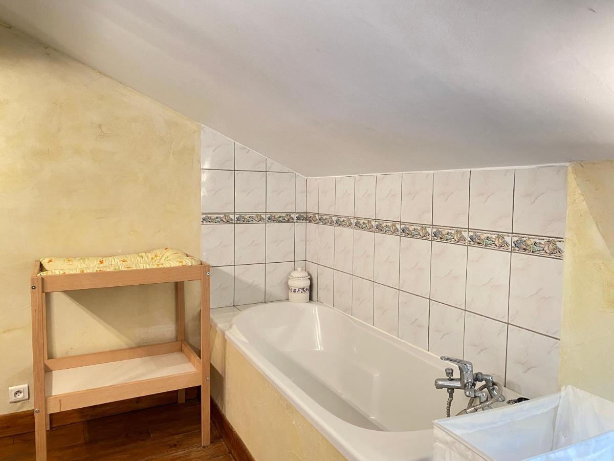 Le Clos Des Figuiers - 3 Gites De Caractere Duravel Eksteriør bilde